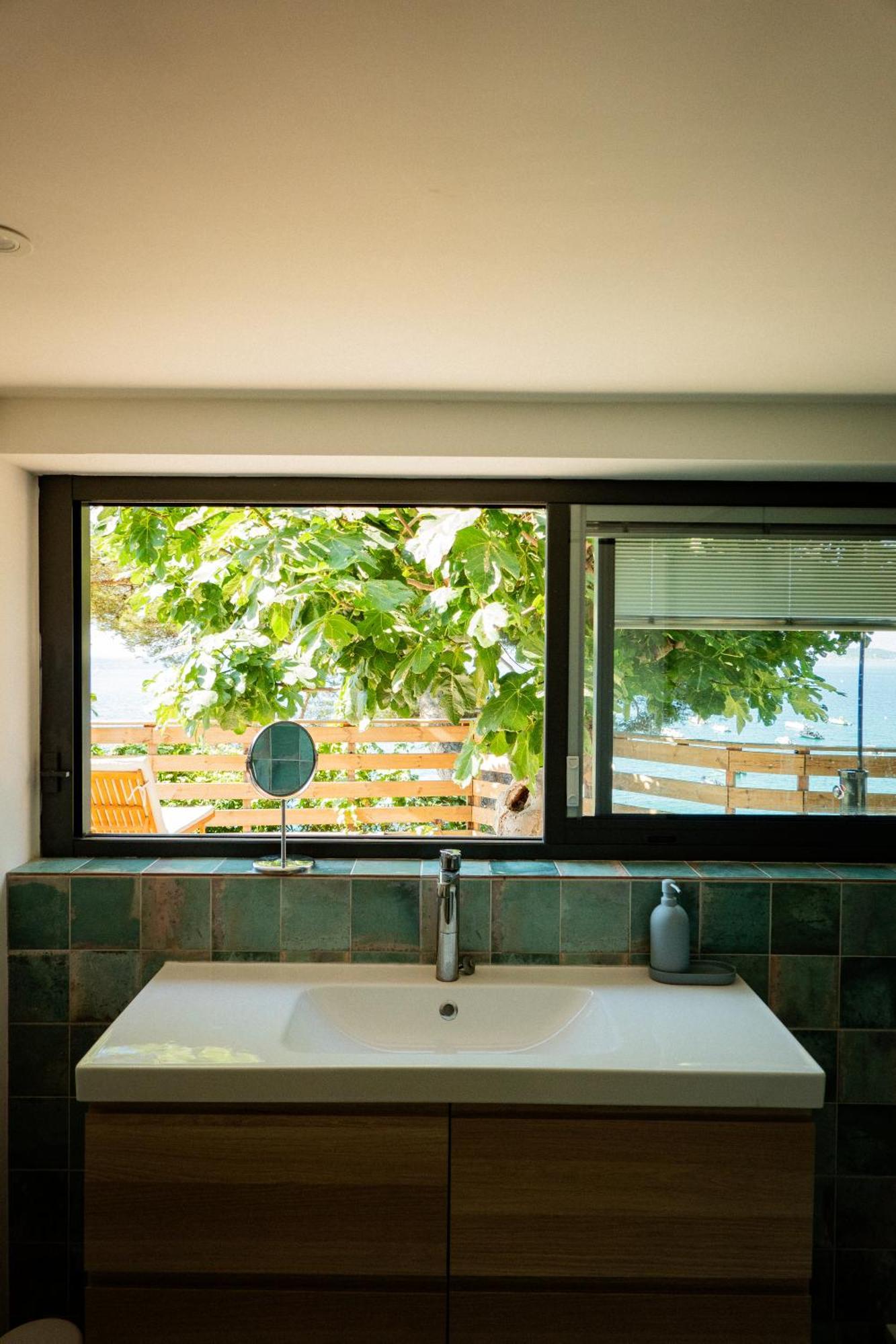 Cabanon Moderne, Les Pieds Dans L'Eau, 2 Chambres Le Pradet Bagian luar foto
